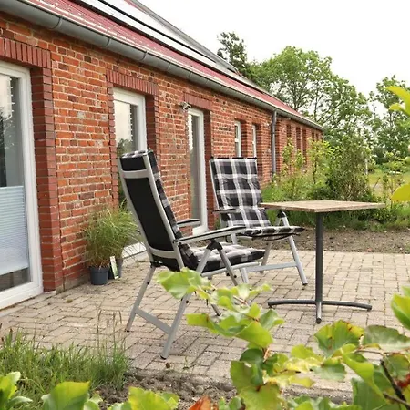 Neu! 4 Sterne Soemmertied * Esens